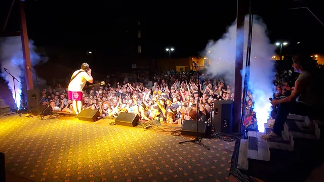 LIVE WIRE gallery image 112