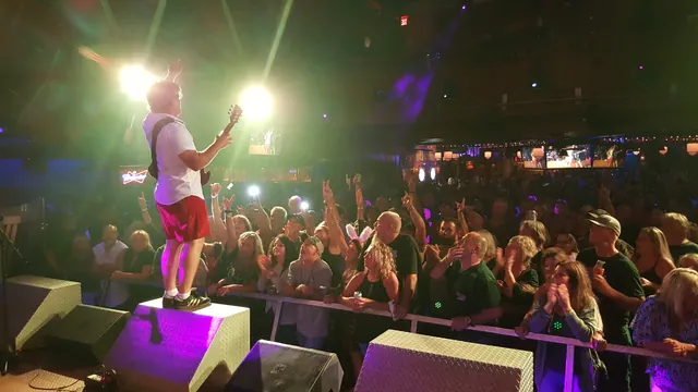 LIVE WIRE gallery image 142