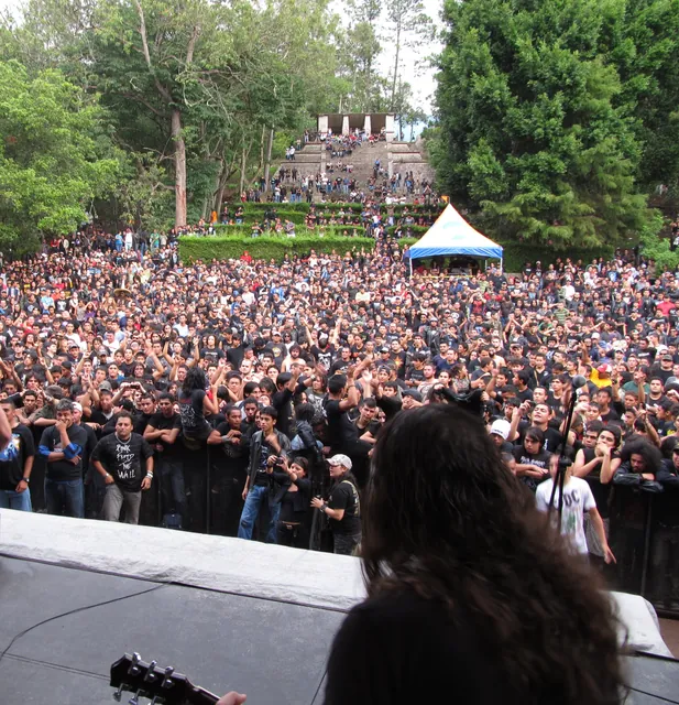 LIVE WIRE gallery image 144