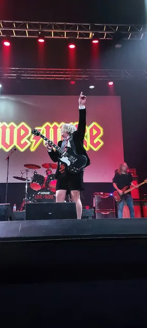 LIVE WIRE gallery image 192