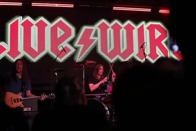 LIVE WIRE gallery image 045