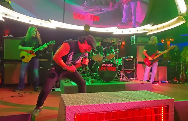 LIVE WIRE gallery image 58