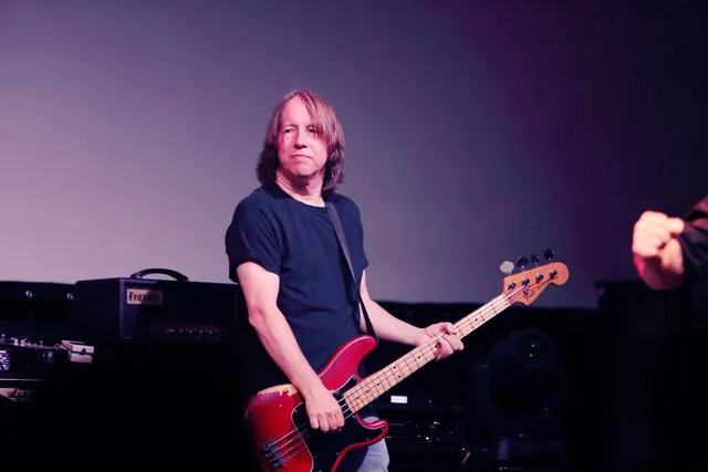 LIVE WIRE gallery image 74